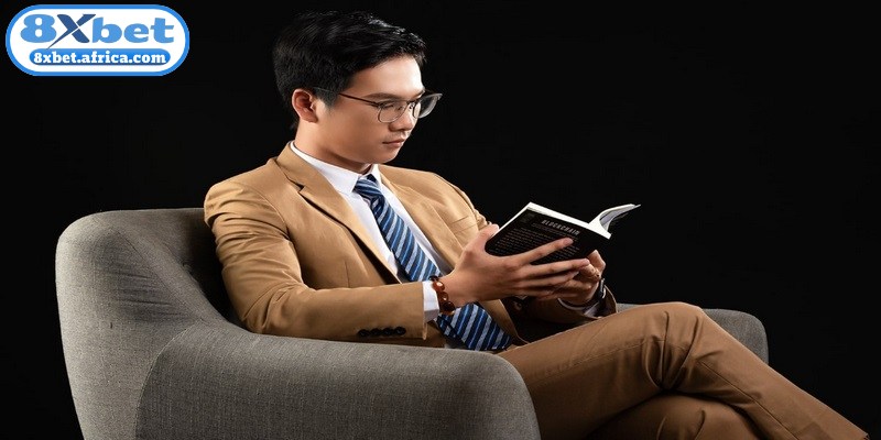 Tìm hiểu thông tin khái quát về Huy Khánh